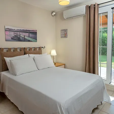 Rota'S Complex Appartement Epidaurus Buitenkant foto